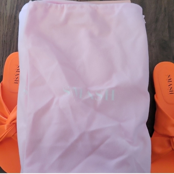 Smash Sandals - Picture 6 of 7